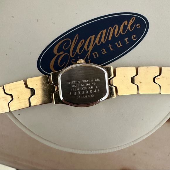 Citizen Signature watch - Picture 3 of 5